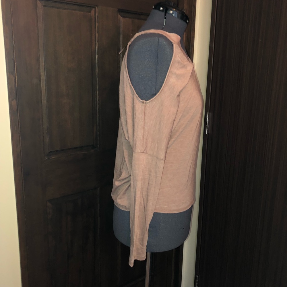 Express cold shoulder long sleeve